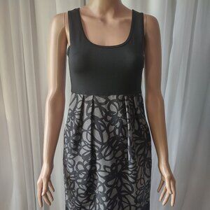 DKNY black sleeveless dress with grey scribbled flowers on skirt. size 0